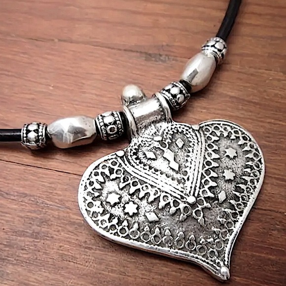 Boho Silver Statement Heart Necklace - Picture 3 of 5